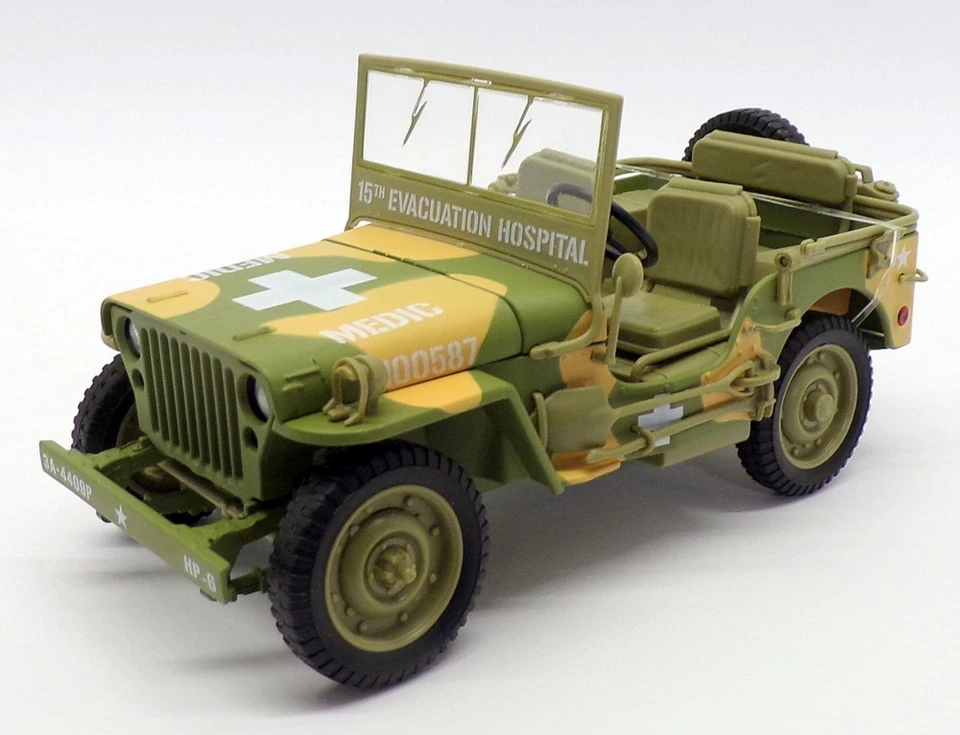 Auto World 1/18 Scale AWML005/12A - WWII Willys MB Jeep - US Army Medic - Image 1 of 4