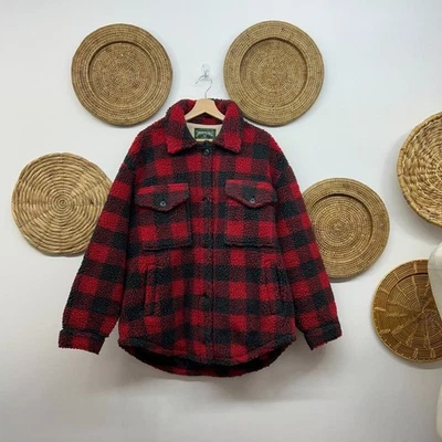 Jaqueta AEO American Eagle vermelha xadrez botão pelúcia Sherpa lenhador de lã grande - Imagem 1 de 4