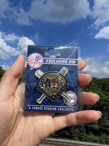 YANKEE STADIUM EXCLUSIVE NEW YORK YANKEES VS CHICAGO CUBS JULY 11 2025 MLB PIN - Picture 1 of 2