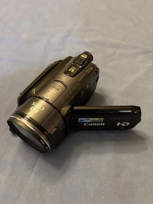 Canon Vixia HF S100 HD Camcorder Camera Only - Image 1 of 4