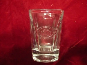 Antiguo Nº Vaso de chupito de whisky de 7 marcas - Imagen 1 de 3
