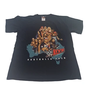 WWE Live Australia 2016 Men’s Short Sleeve Wrestling Shirt Black Large Youth - Bild 1 von 13