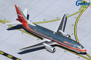 Gemini Jets United States US Air Boeing 737-300 N523AU Maßstab 1:400 GJUSA372 - Bild 1 von 3