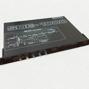 Roland SDE-1000 Digital Delay Rack Effects Processor Rackmount SDE1000 - Picture 1 of 11