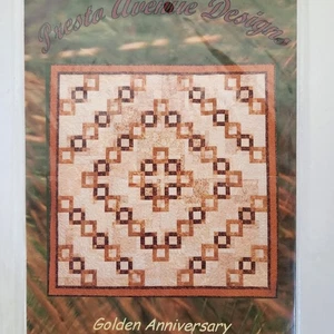 Golden Anniversary Quiltmuster Presto Avenue Designs Claudia Lash - Bild 1 von 3