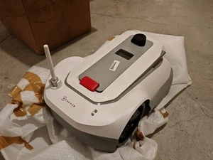 Ecovacs Goat G1 800 neuwertig - Retourenrückläufer ohne Rampe - Bild 1 von 16
