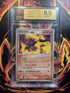 Tarjeta Pokemon Lavados Moltres ex 009/PLAY Promo Holo RGS 8,5 NM - MT SWIRL - Imagen 1 de 2