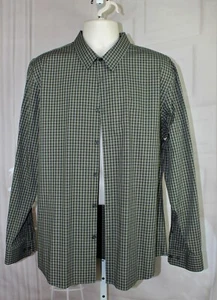 Mens Calvin Klein XL Button front Non Iron Body Fit dress shirt New - Picture 1 of 4