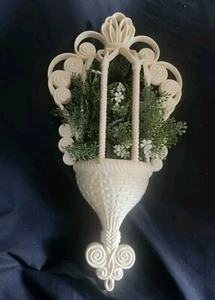 Burwood Wall Pocket Planter, White Wicker Look, Home Interiors Plastic Greenery - Picture 1 of 7