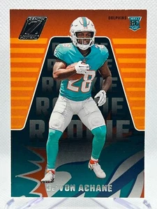 DE'VON ACHANE RC 2023 Panini Zenith Fútbol #132 NOVATO - Imagen 1 de 2