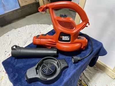 BLACK+DECKER 12 AMP 250 MPH 400 CFM elétrico com fio 3 em 1 mochila soprador de folhas - Imagem 1 de 4