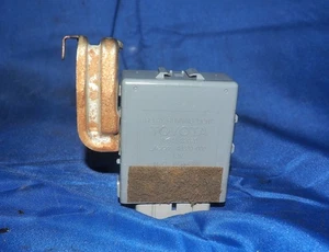2000-2003 Toyota Tundra Running Light Relay Control Module OEM W/Warranty - Picture 1 of 7
