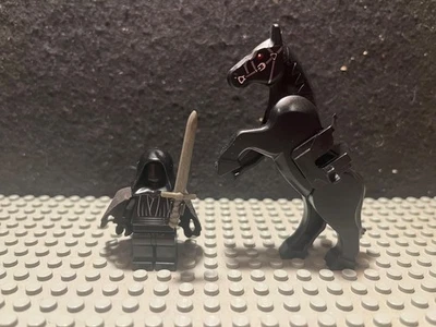 LEGO Minifigure- Ringwraith (Nazgul) and Horse (Red Eyes)(lor018) LOTR 9472 Rare - Image 1 of 4