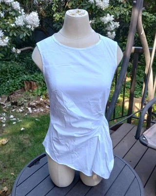 Top Bailey 44 Blanco Asimétrico Plisado Talla Pequeña Hecho en EE. UU. Foto 1 de 4