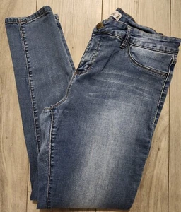 ROYALTY YMI SIZE 16 DESIGNER WOMENS COMFY SUPER STRETCHY PREWASHED BLUE JEANS - Picture 1 of 13