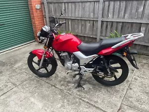 Honda CB125e motorcycle - 2017 - Airport West - Picture 1 of 2