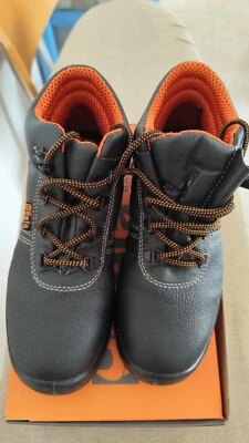 Beta Scarpe Antinfortunistiche Con Metallo Alla Punta - Nere (Taglia 38) - Immagine 1 di 4