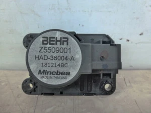 Smart Forfour Prime 1.0 453 2015 Innenraum Heizungssteuerung Stellmotor (A) - Bild 1 von 3