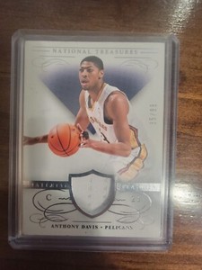 2013-14 Anthony Davis National Treasures Material Treasures Patch 35/99 Pelicans