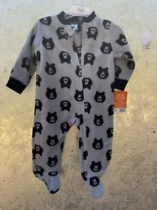 Baby Sleeper 6-9 - Picture 1 of 3