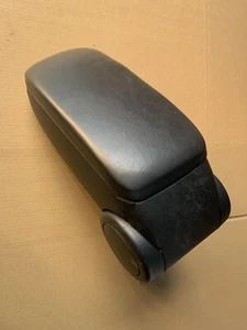 Audi A3 8p 2003 - 2012 Leather Centre Armrest Black 8P0864207 B Ref F7 - Picture 1 of 8