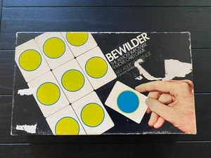 Bewilder - Juego de Cartas de 9 Movimientos Casi Imposible - COMPLETO - Imagen 1 de 4