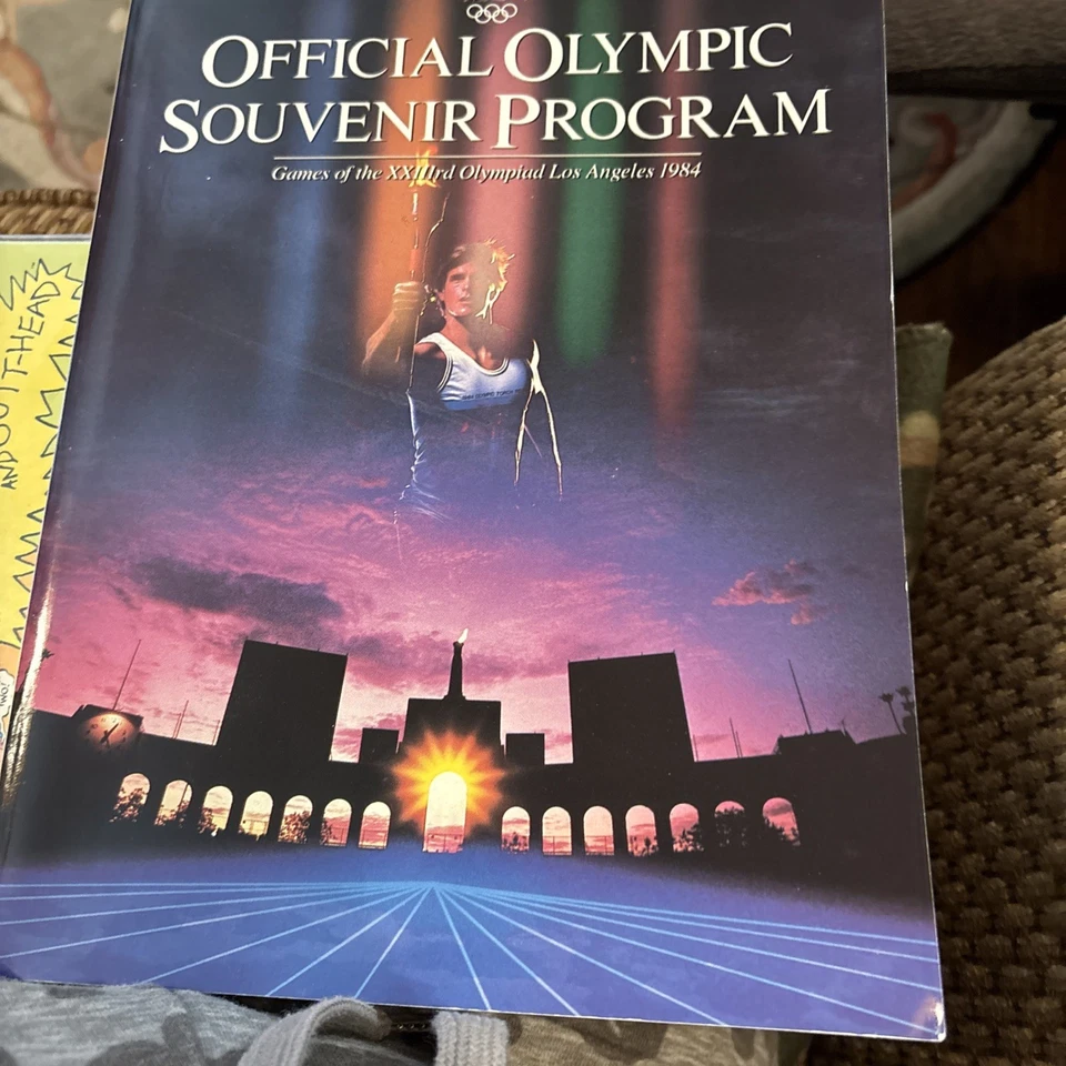 1984 年官方夏季奥运会计划 6 金牌得主汽车 B&E 全息图。  — 第 1/1 张图片