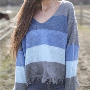 Wooden Ships Kaia Oversized Striped Fringe V-Neck Sweater Gray Blue Women's S/M - Picture 1 of 9