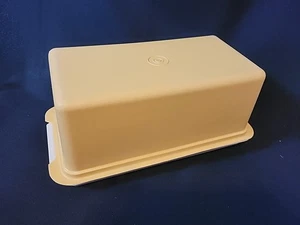 VTG Tupperware Rectangle Bread Box 171-2 with Lid Base 172-2 Harvest Gold Retro - Picture 1 of 8