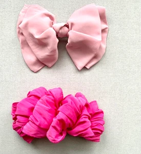 LOT OF 2 BEAUTIFUL XL SILKY HAIR BOWS WOMEN / GIRLS 7” RUFFLED & KNOTTED LAYERED - Picture 1 of 4