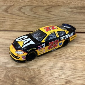 Diecast NASCAR Racing Champions 1:24 2001 22 Ward Burton Caterpillar