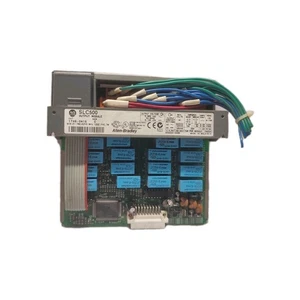 Módulo de salida PLC Allen-Bradley 1746-OW16 - Imagen 1 de 5