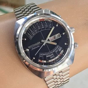 Vintage Wittnauer 2000 Men's Automatic watch W102 perpetual calendar 1970s - Picture 1 of 22