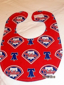 MLB PHIDELPHIA PHILLIES BASEBALL TEAM BABY BIB WATERPROOF LINING - Picture 1 of 2