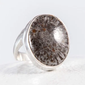 Silber Ring, Siegel, Fossil, versteinerte Koralle, Cabochon, Gr. 57 - Bild 1 von 3