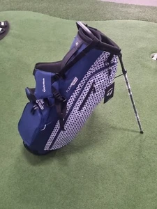 TaylorMade TM25 Flextech Stand Bag - 4 Way Top - Weighs only 2.1 kg - - Picture 1 of 6