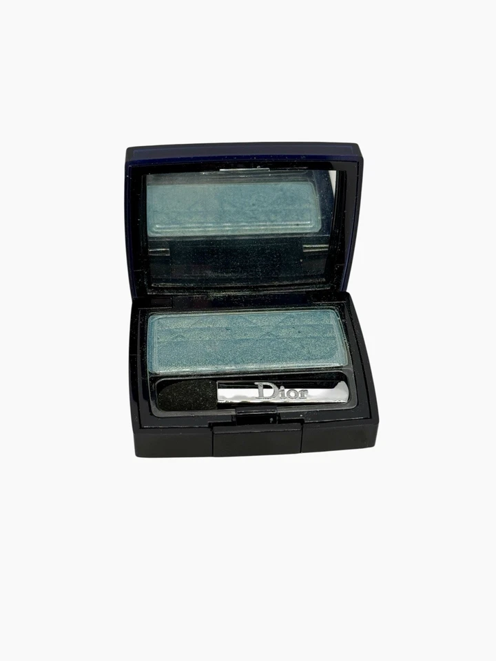 SOMBRA DE OJOS CHRISTIAN DIOR ULTRA SUAVE ALTO IMPACTO #345 Turquesa soleada Foto 1 de 3