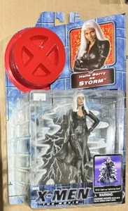 X-Men The Movie Halle Berry as Storm Figure Marvel 2000 Toy Biz NEW NOS - Picture 1 of 3