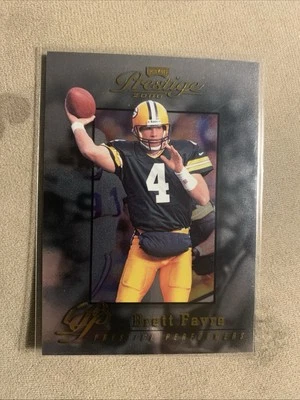 2000 Prestige Performers Brett Favre Packers #215 #0528/2500 - Image 1 of 2