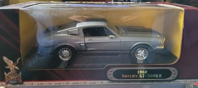 Road Signature 1968 Shelby GT-500KR (Eleanor) 1:18 Diecast Model - Image 1 of 4