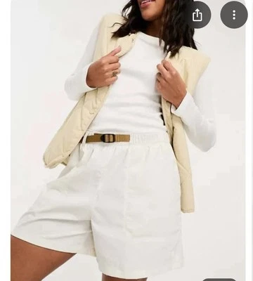 Corto para mujer The North Face marfil Pathfinder con cinturón blanco duna talla M Foto 1 de 4