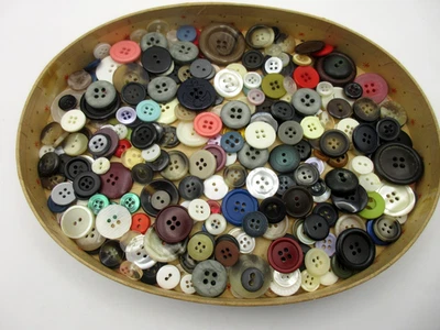 Lot 250+ Earth Colors Buttons: Brown White Black  Gray Red Assorted Plastic Flat - Image 1 of 4