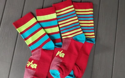 2 PAIRS !  Women Men's Cycling Socks  Breathable, anti slip STOCK CLEARANCE - Image 1 of 4