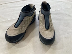 Lands' End Woman's Pull-On Suede Trekker Shoe, Size 8B - Picture 1 of 6