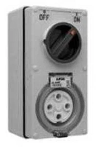 Clipsal INDUSTRIAL SWITCHED SOCKET 500V 4-Round Pin, 3-Poles Grey- 40A Or 50A - Picture 1 of 3