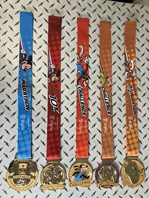 Lote de medallas de maratón Walt Disney World 2016 Foto 1 de 4