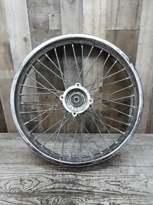 96 96-04 Suzuki LS650 1996 Savage conjunto de llanta delantera cromada ligeramente doblada Foto 1 de 4