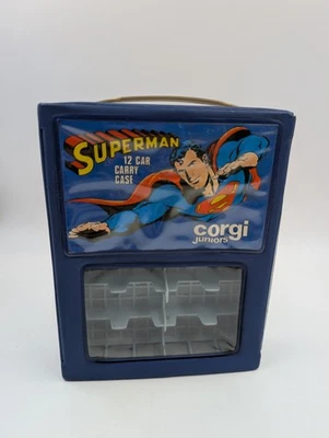 Estuche de transporte Corgi Juniors Superman 12 coche azul Superman  Foto 1 de 4