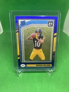 2024 Donruss Optic Roman Wilson Rated Rookie Blue Glitter Prizm #285 SP Steelers - Bild 1 von 2