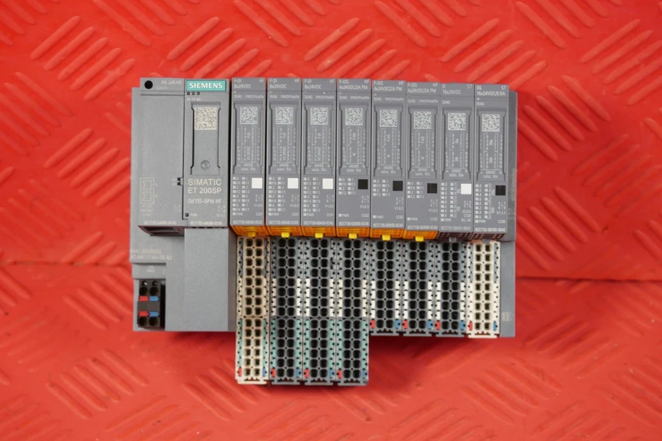 Siemens 6ES7155-6AU00-0CN0 Simatic ET200SP + 8 Module Gebraucht Sofort Lieferbar - Bild 1 von 4